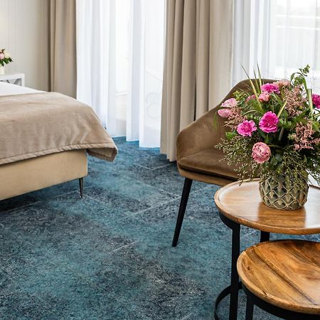 Hotel Szafir Ястшембя-Гура Экстерьер фото