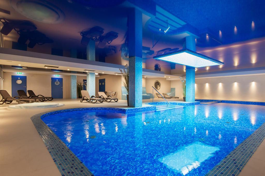 Hotel Szafir Ястшембя-Гура Экстерьер фото