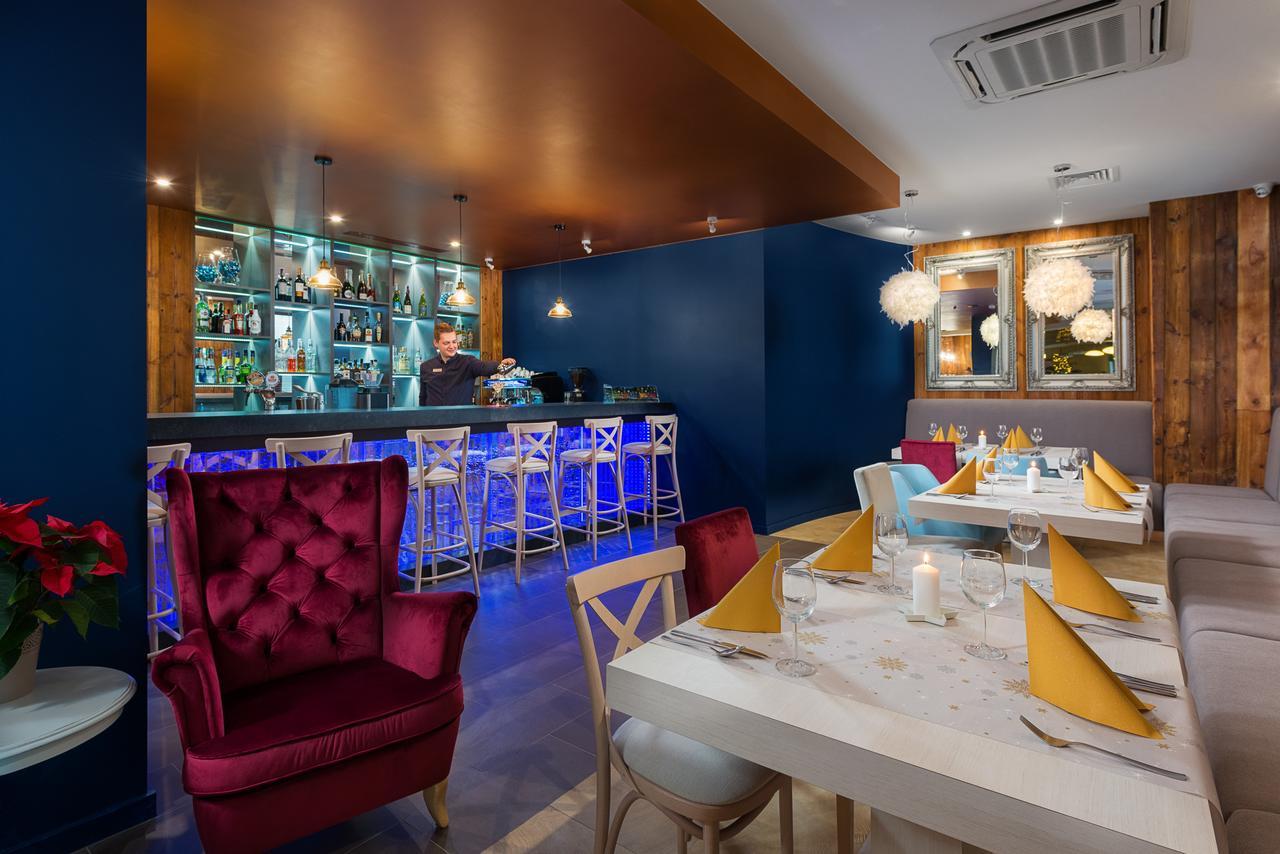 Hotel Szafir Ястшембя-Гура Экстерьер фото